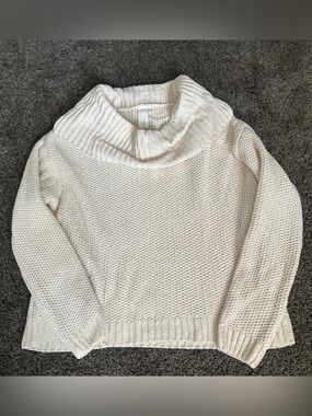 Cozy Cream Cowl Neck Sweater Size Medium 0454